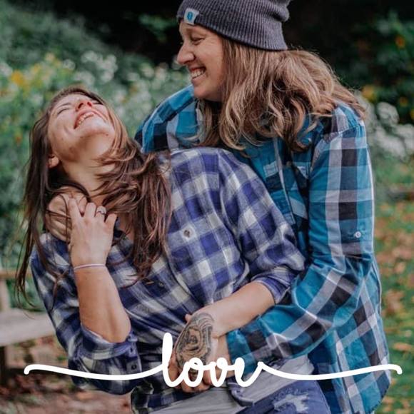 Profile Picture of Amanda Mcdaniel (@ahhmannduhh852) on Poshmark