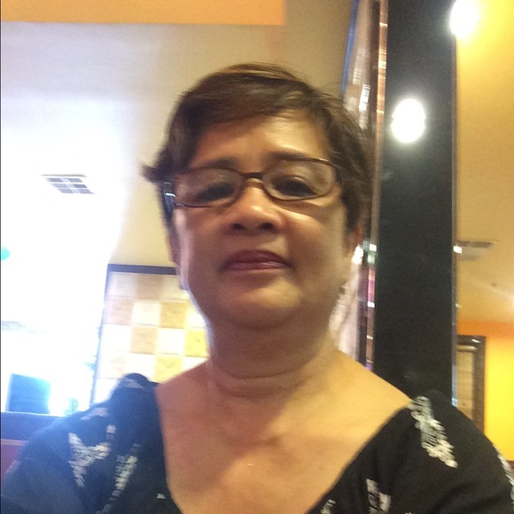 Profile Picture of Marilyn David (@roelyn1230) on Poshmark