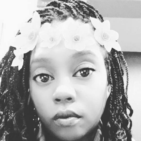 Profile Picture of Monica Alexander (@monicaalexan304) on Poshmark