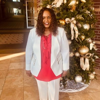 Profile Picture of Dianne Daniels (@DianneD64122542) on Twitter