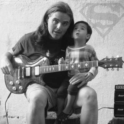 Profile Picture of Carlos Enrique (@CarlGuitars) on Twitter