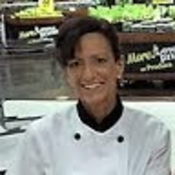 Tanya Batche - Poshmark Profile Picture of Tanya Batche (@tbatcherdld) on Poshmark