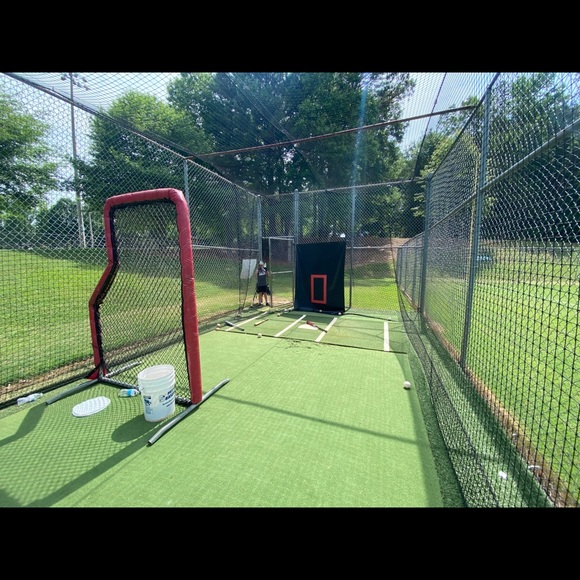 Profile Picture of Mickey Wade (@mickeywade22) on Poshmark