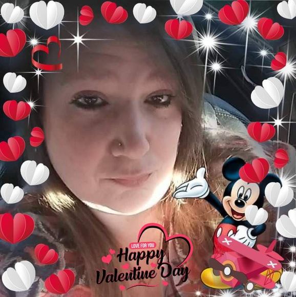 Profile Picture of Janet Daniel (@janetdaniel69) on Poshmark