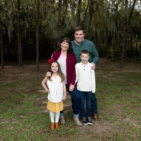 Profile Picture of Nichole Bieber (@nicholebieber) on Poshmark