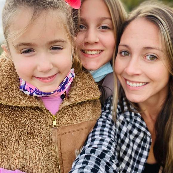 Profile Picture of Liz Whitbeck (@whitbeck_liz) on Poshmark