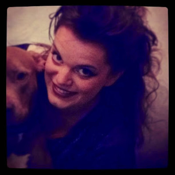 Kimberly Jansen - Poshmark Profile Picture of Kimberly Jansen (@kjansen8907) on Poshmark