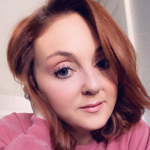 Profile Picture of Ashley Sexton (@mommiefor4) on Poshmark
