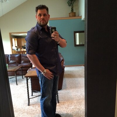 Profile Picture of Michael Hutchison (@YNGCEO1) on Twitter