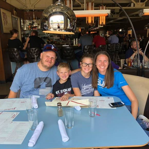 Profile Picture of Carrie Campbell (@campbeca1) on Poshmark