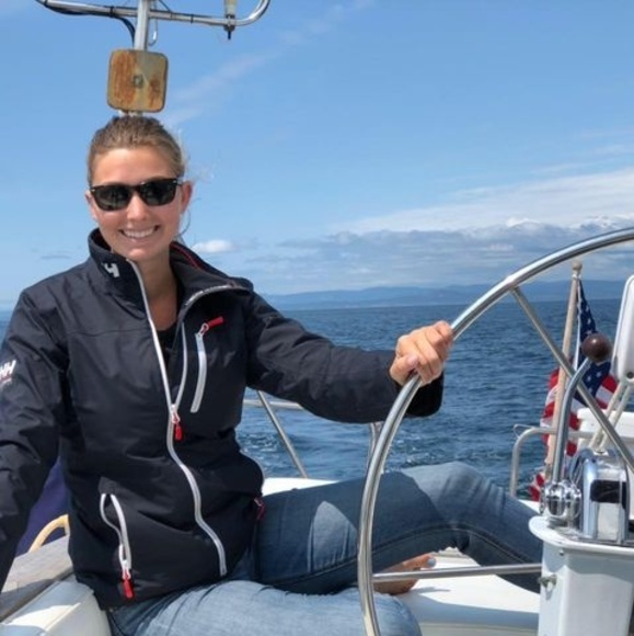 Profile Picture of Cory Baranski archer (@coryabaranski) on Poshmark