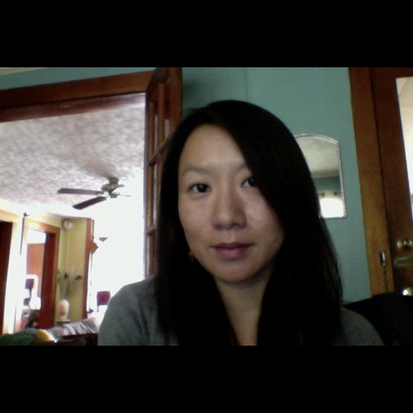 Profile Picture of Anne Lin (@amlin257) on Poshmark