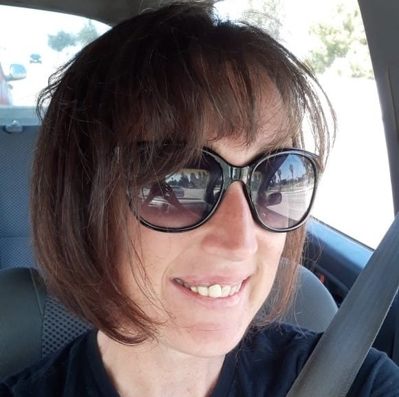 Profile Picture of Christine Larsen (@clarsen007) on Poshmark