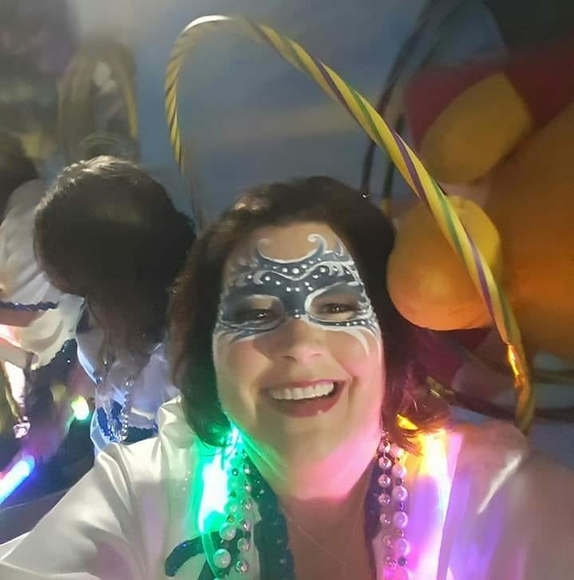 Profile Picture of Amy Landrum (@amyshine0215) on Poshmark