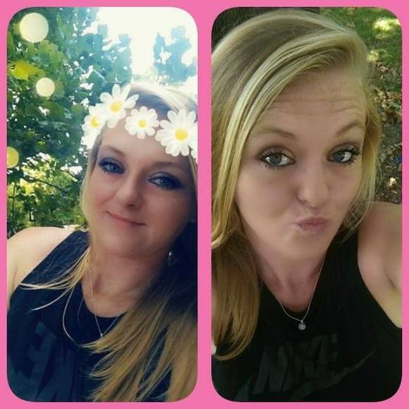 Profile Picture of Angela Frazier (@angelafrazier) on Poshmark