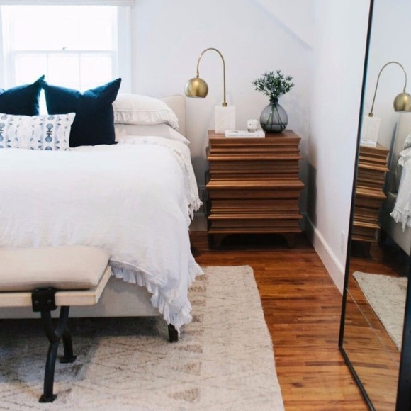 Profile Picture of Alexa Kerr (@beautybarsnyc) on Poshmark