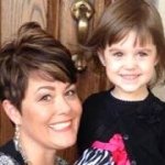 Profile Picture of Kim Hellyer (@bestauntkiki) on Instagram