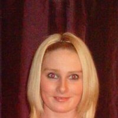 Profile Picture of Paula (@zander55) on Twitter