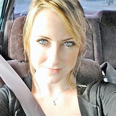 Profile Picture of Jennifer Bennett (@jeneb79) on Twitter