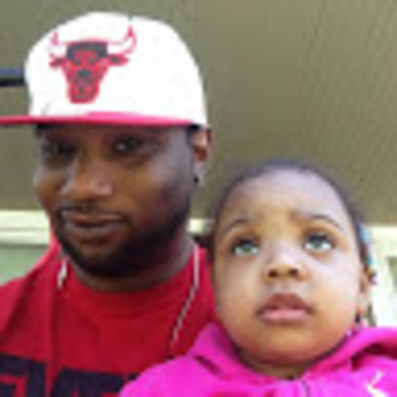 Darron Smith - Poshmark Profile Picture of Darron Smith (@darronsmith) on Poshmark