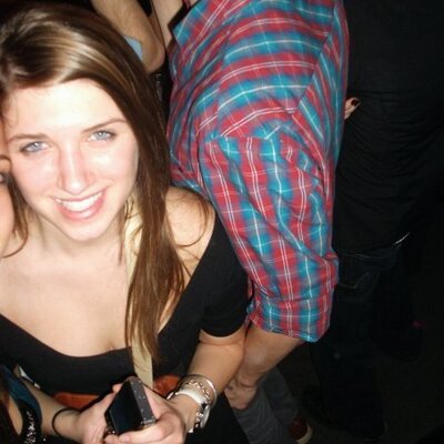 Profile Picture of Fiona Mcgee (@fmm300) on Twitter