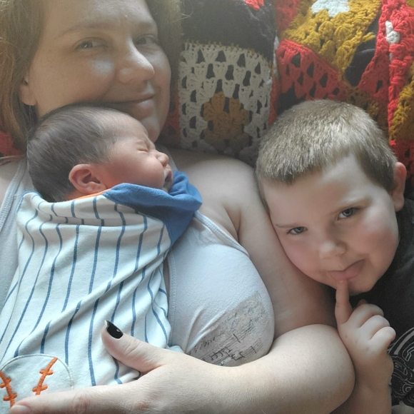 Profile Picture of Samantha Supeck (@samanthasupeck) on Poshmark