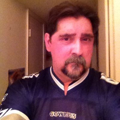 Profile Picture of Richard Robledo (@unshavenrick2) on Twitter
