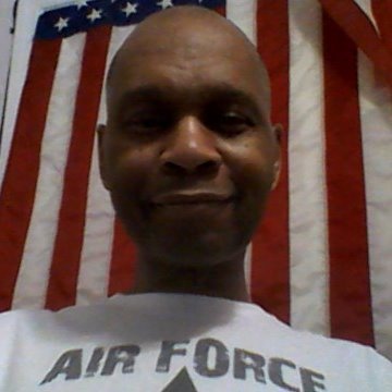 Profile Picture of David Ray Darden (@X_ray_Darden) on Twitter