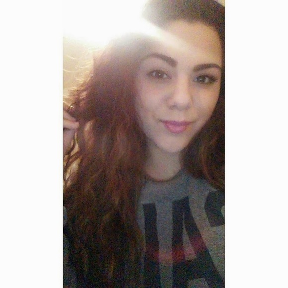 Profile Picture of Brianna Aguirre (@brianna_aguirre) on Poshmark