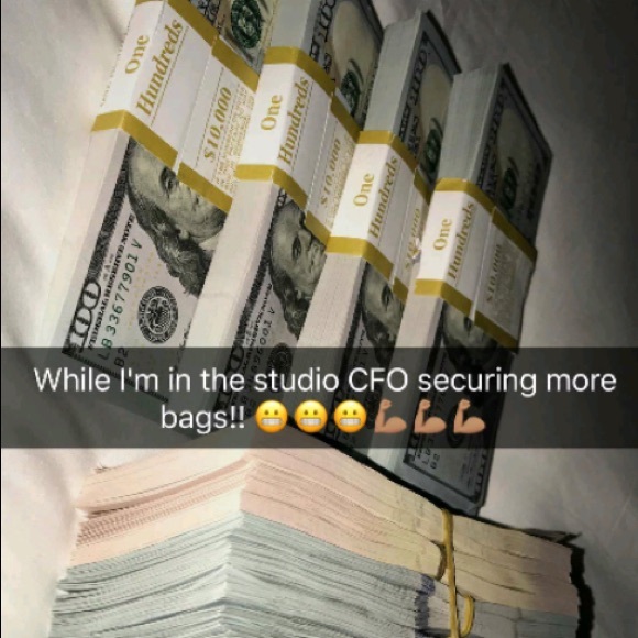 Profile Picture of Sean Lindvig (@big_bills636) on Poshmark