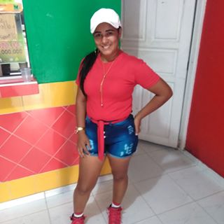 Profile Picture of Dania Castro (@dania.lamasbella.9) on Facebook