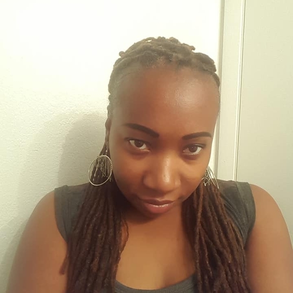 Profile Picture of Christine Mccalmon (@c_mccalmon) on Poshmark