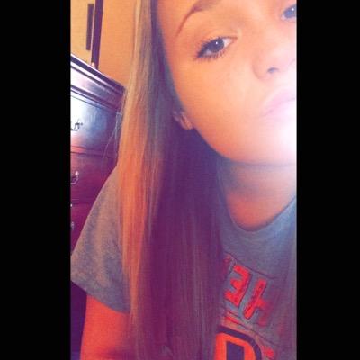 Profile Picture of Taryn Davis (@taryn_blake34) on Twitter