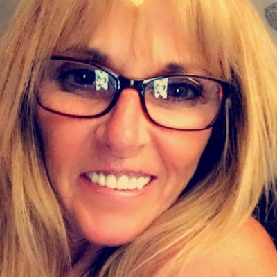Profile Picture of Mandy Macaulay (@mandymacaulay) on Twitter