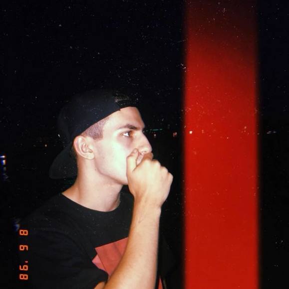 Profile Picture of Devin Mason (@devinmason8) on Poshmark