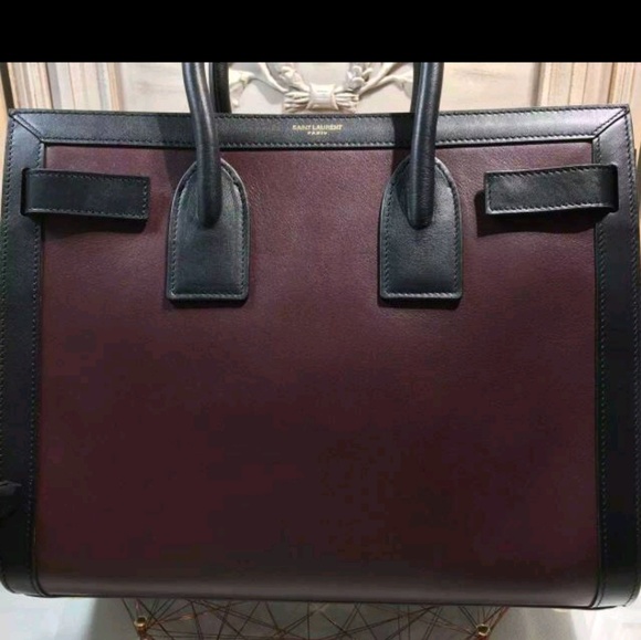 Profile Picture of Aiyen Unuigbe (@peter_n_paul) on Poshmark