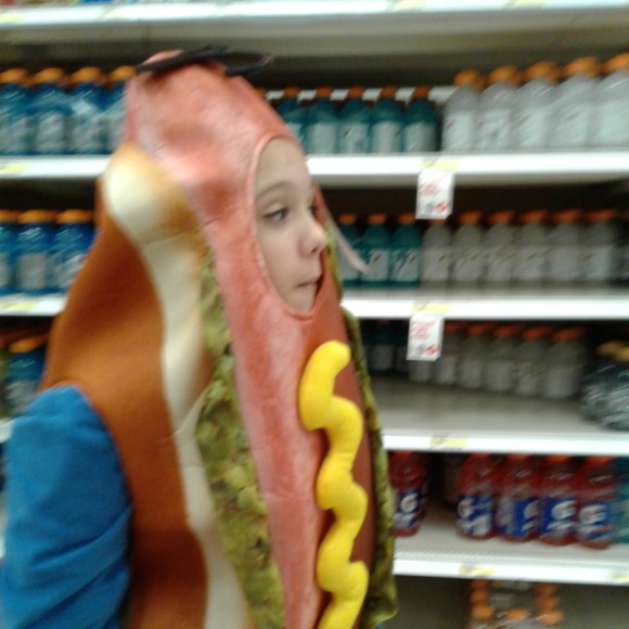 Profile Picture of Nadia Stoyer (@nadia_stoyer) on Poshmark