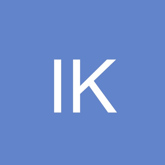 Profile Picture of Isha Kakirde (@ishakairde11) on Poshmark