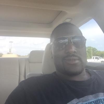 Profile Picture of Mike Jones (@Michael_Lenoir) on Twitter