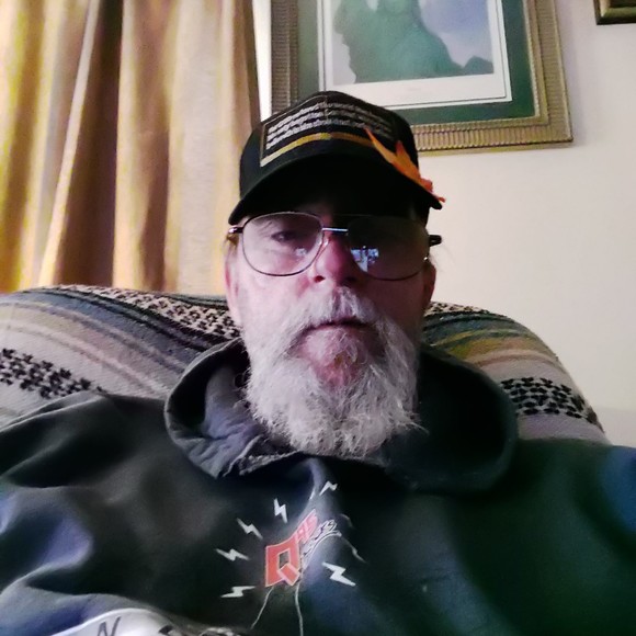 Profile Picture of Joseph Gilbert (@josephgilber217) on Poshmark