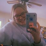 Profile Picture of Danielle🌻 (@danielle.dumoulin) on Instagram