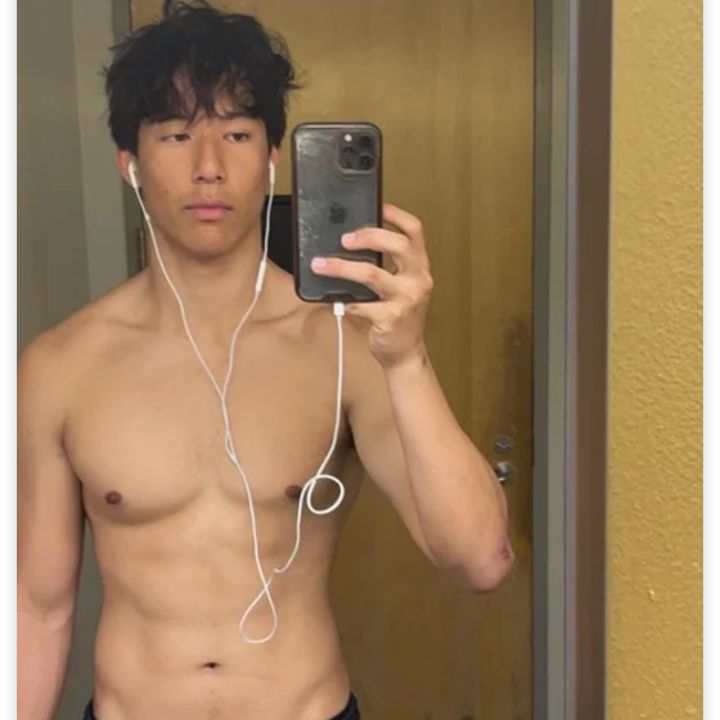 Profile Picture of David Jung (@daveatiger) on Tiktok