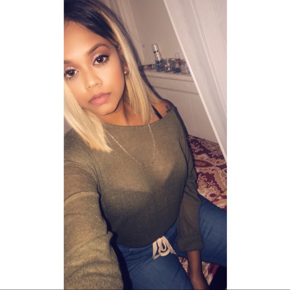 Profile Picture of Angela Prashad (@angelaprashad) on Poshmark