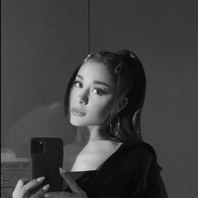 Profile Picture of Beril (@needyrevival) on Twitter