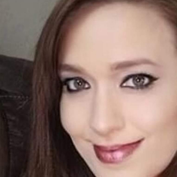 Profile Picture of Janet Weltz (@janetweltz) on Poshmark