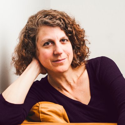 Profile Picture of Gail M. Schwartz (@gailwritesMtl) on Twitter