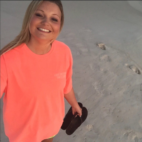 Profile Picture of Alexis Stanifer (@alexisstanifer) on Poshmark