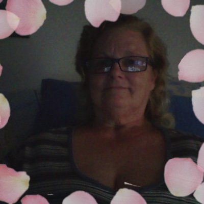 Profile Picture of Lori Benjamin (@snowowllady05) on Twitter