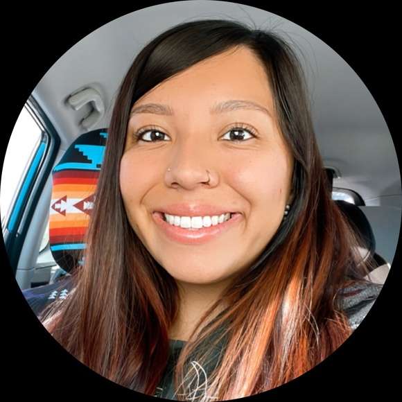 Profile Picture of Jessica Meese (@jkmeese) on Poshmark