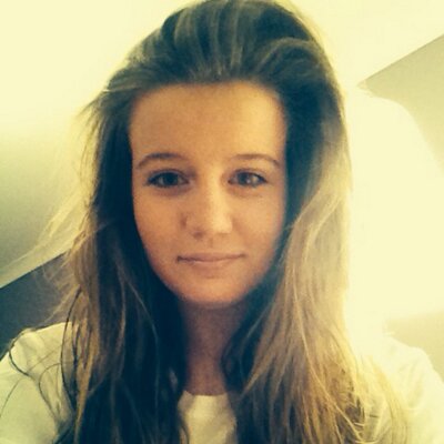 Profile Picture of Isabel Barker (@IsabelBarker96) on Twitter